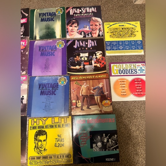 Vintage Vinyl Records- 50s & 60s Golden Era Rock Hits - Picture 7 of 15